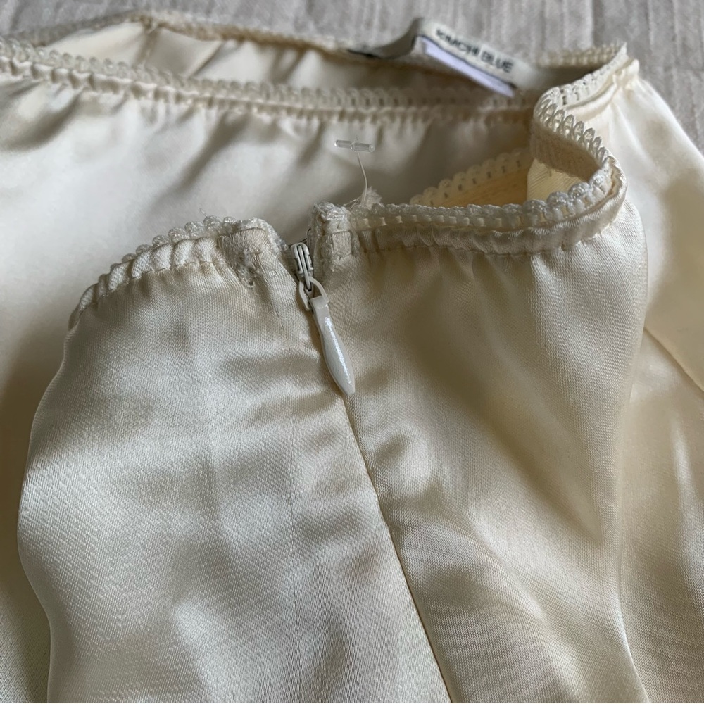 Urban Outfitters Kimchi Blue Cream Midi Skirt Size Medium - Picture 6 of 9